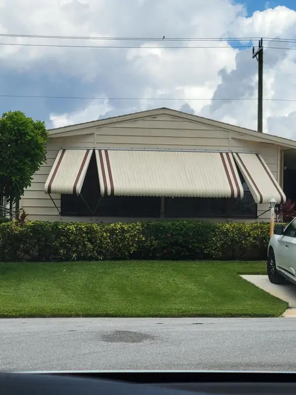7435 SE Independence Avenue, Hobe Sound, FL 33455
