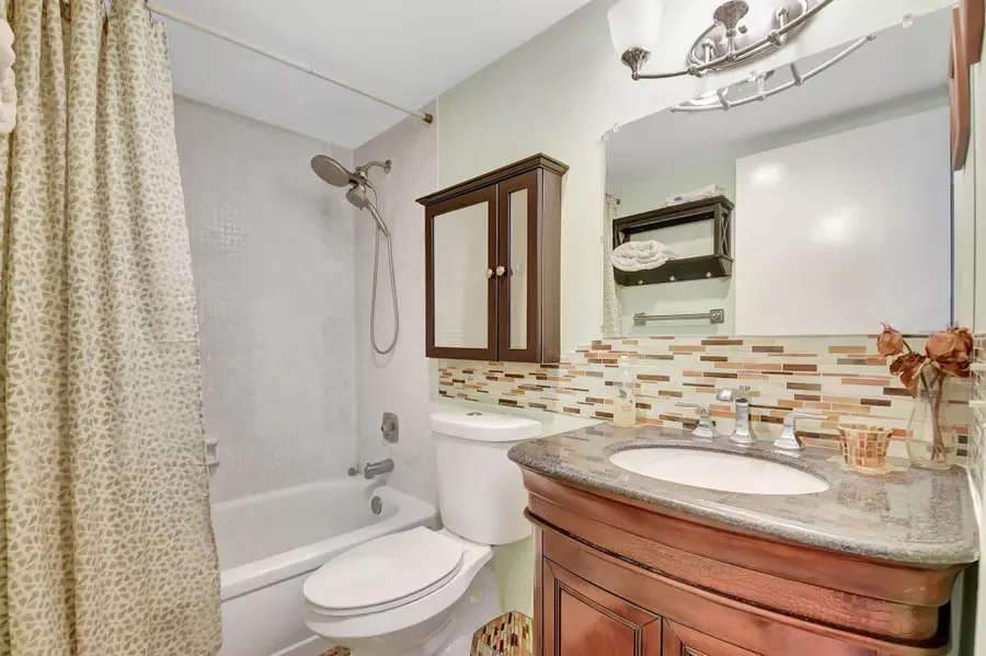 400 Village Green Circle W #212, Palm Springs, FL 33461 - #3