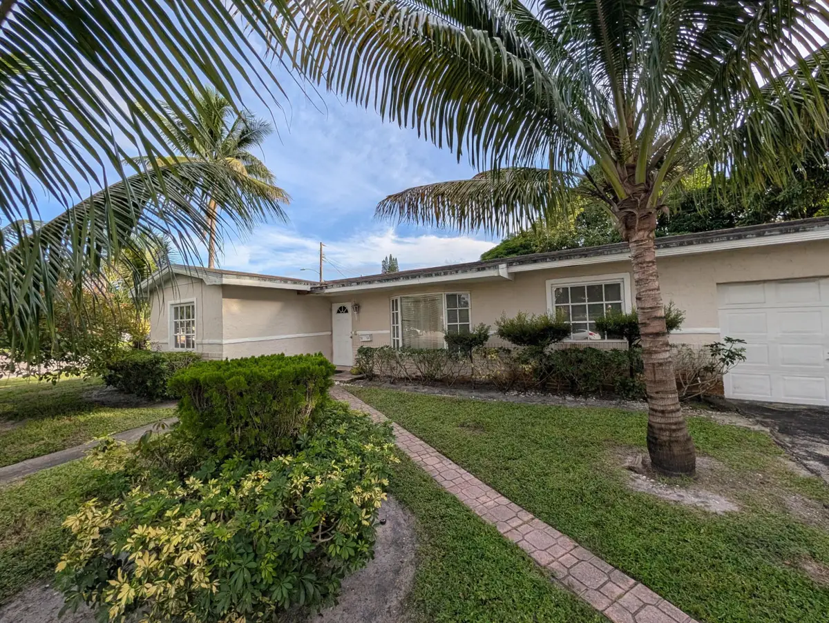 3400 NW 24th Street, Lauderdale Lakes, FL 33311 - #1