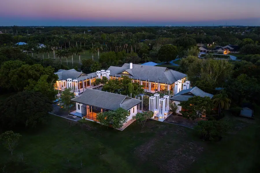 8549 Surrey Lane, Boca Raton, FL 33496 - #2