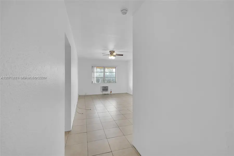 1050 E Sample Road #309, Pompano Beach, FL 33064 - #3