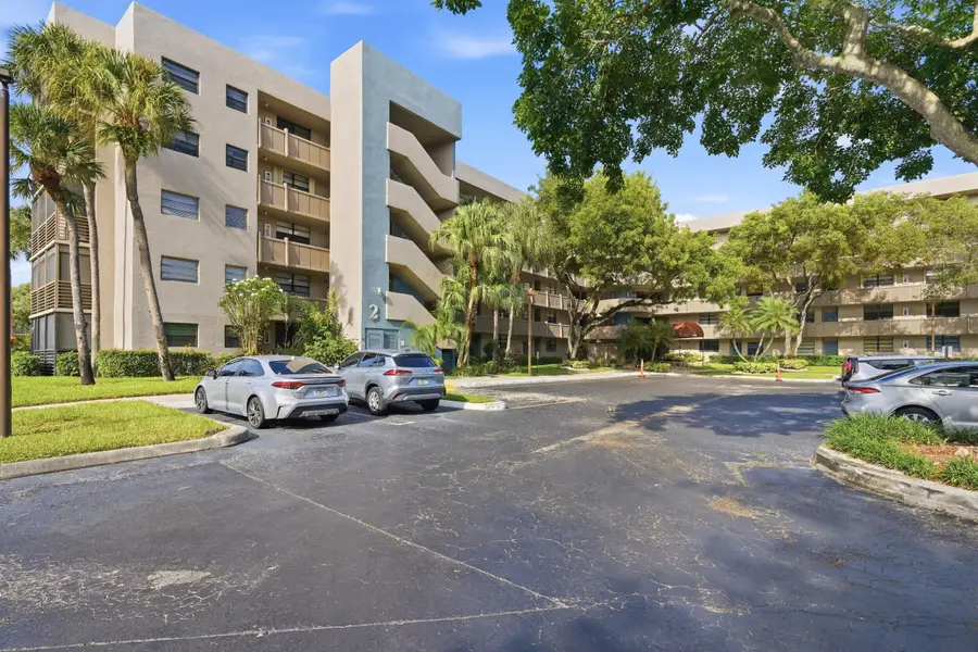 1000 Colony Point Circle #110, Pembroke Pines, FL 33026 - #2