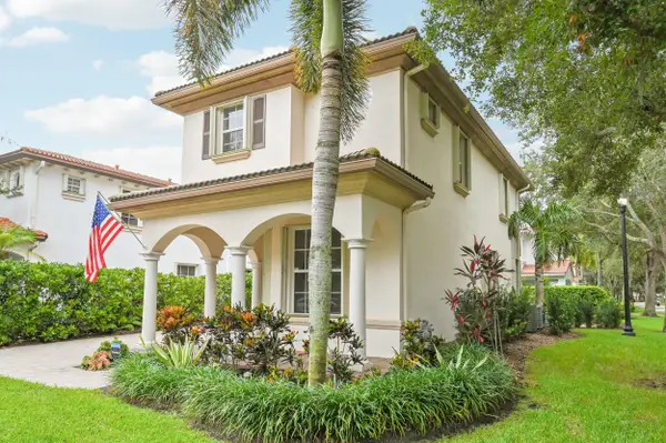 654 Castle Drive, Palm Beach Gardens, FL 33410