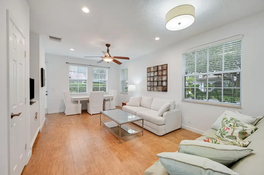 654 Castle Drive, Palm Beach Gardens, FL 33410 - #3