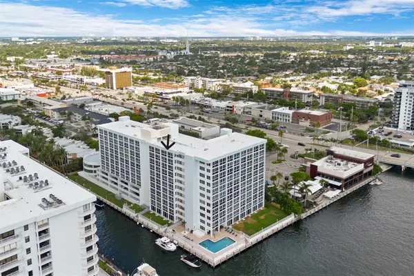 3100 NE 49th Street #1105, Fort Lauderdale, FL 33308
