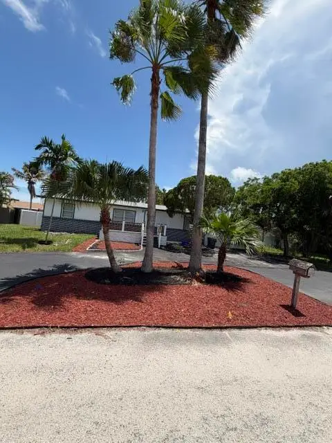 3040 Tropical Trail, Lake Worth, FL 33462 - #1