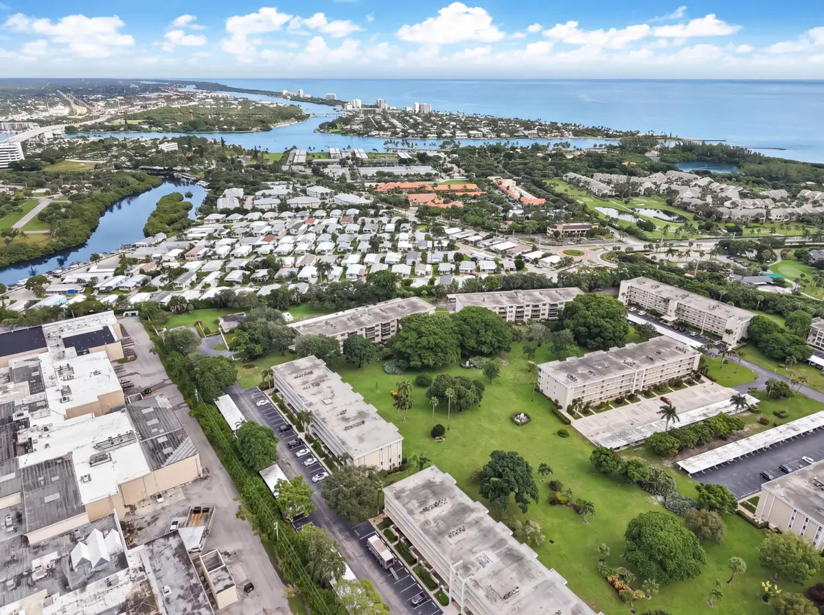 300 N Hwy A1a #402 O, Jupiter, FL 33477 - #1