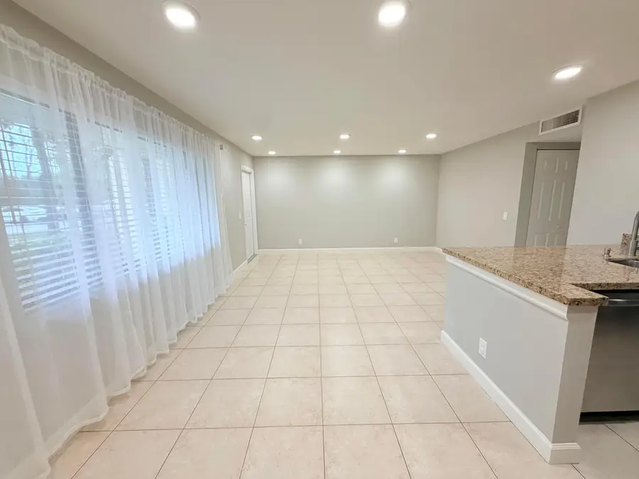 907 Meadows Circle, Boynton Beach, FL 33436 - #2