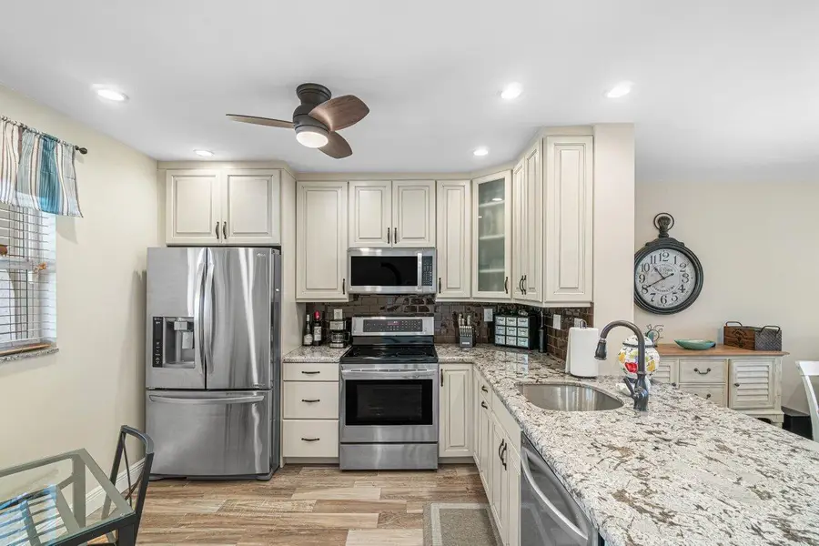 250 NE 20th Street #230, Boca Raton, FL 33431 - #3