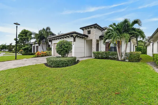 2948 Gin Berry Way, West Palm Beach, FL 33401