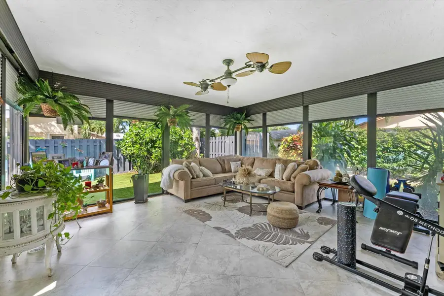 819 NW 25th Avenue, Delray Beach, FL 33445 - #3