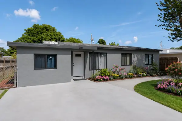 2101 Wellington Road, West Palm Beach, FL 33409