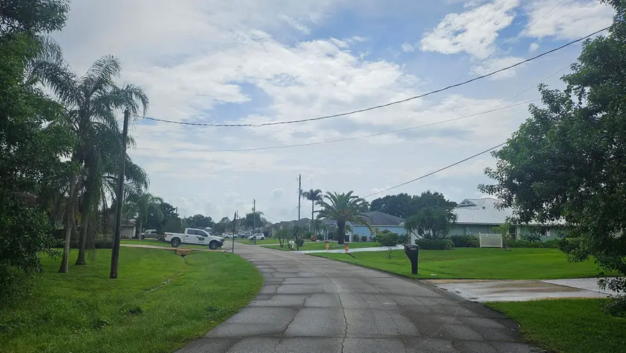 5439 NW Thyer Circle, Port Saint Lucie, FL 34983 - #3