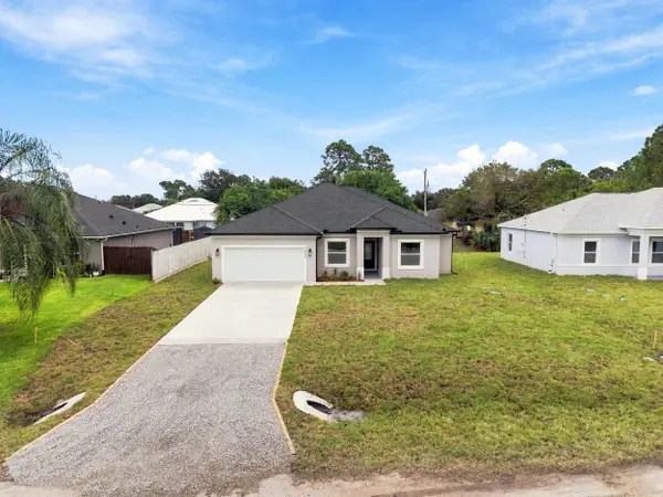 7966 104th Avenue, Vero Beach, FL 32967