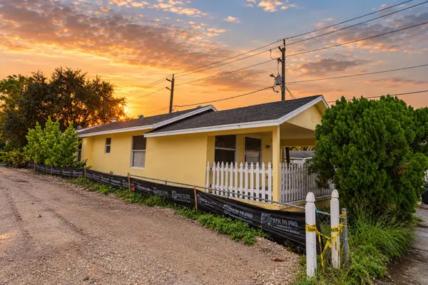 11 S D Street, Lake Worth Beach, FL 33460