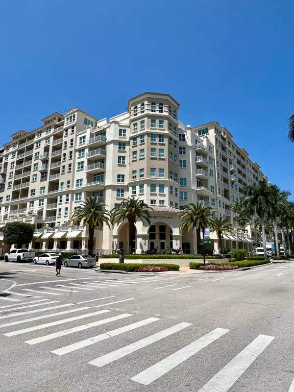 99 SE Mizner Boulevard #233, Boca Raton, FL 33432