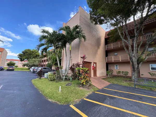 9660 Sunrise Lakes Boulevard #202, Sunrise, FL 33322