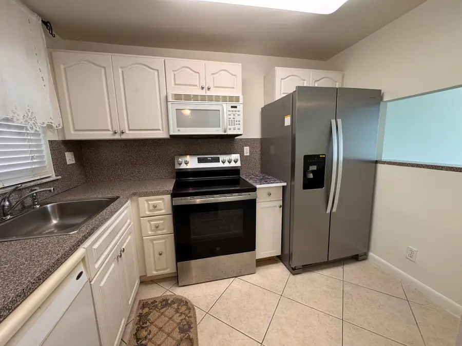 9660 Sunrise Lakes Boulevard #202, Sunrise, FL 33322 - #3