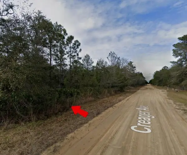 002 Creager Avenue, Interlachen, FL 32148