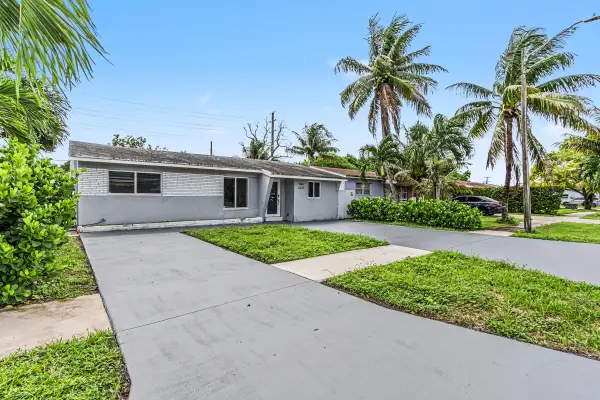 6320 Adams Street, Hollywood, FL 33023