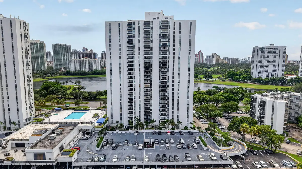 3625 N Country Club Drive #1807, Aventura, FL 33180 - #1