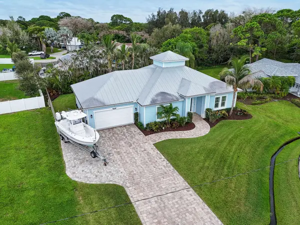 2532 SE Jason Place, Port St Lucie, FL 34952