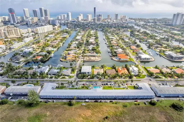 600 Layne Boulevard #211, Hallandale Beach, FL 33009