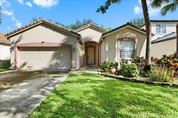 122 Seminole Lakes Drive, Royal Palm Beach, FL 33411