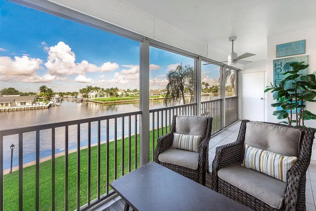 985 SE 19th Avenue #203, Deerfield Beach, FL 33441 - #1