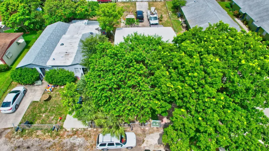 134 SW 10th Avenue, Delray Beach, FL 33444 - #3
