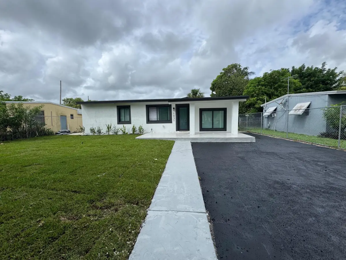 1031 NW 10th Avenue, Fort Lauderdale, FL 33311 - #1