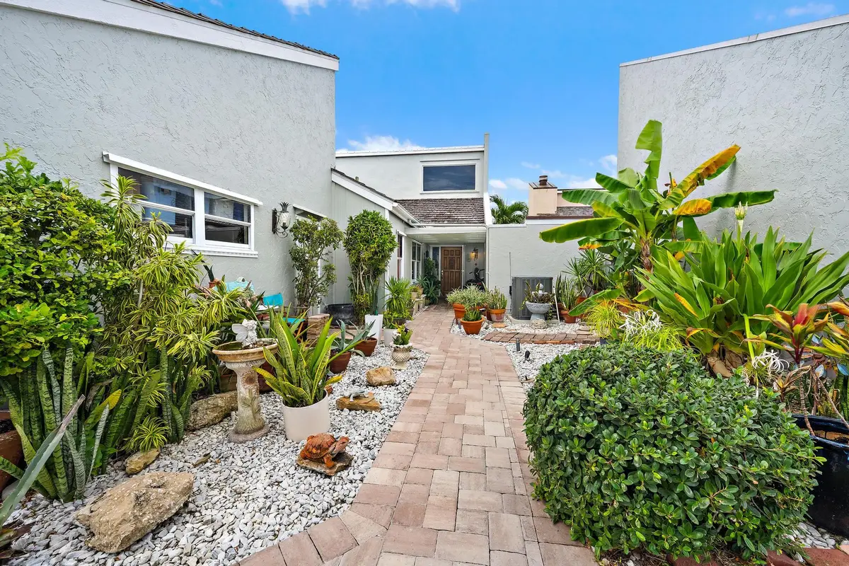 17050 Traverse Circle, Jupiter, FL 33477 - #1