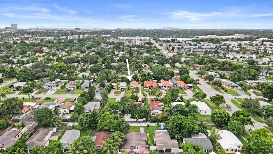 1532 NE 173rd Street, North Miami Beach, FL 33162 - #3