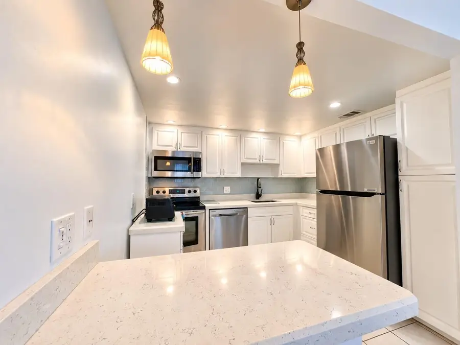 102 Greenbrier A, West Palm Beach, FL 33417 - #3