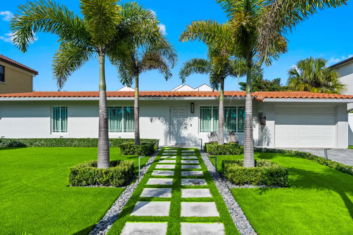 881 NE 4th Avenue, Boca Raton, FL 33432 - #1