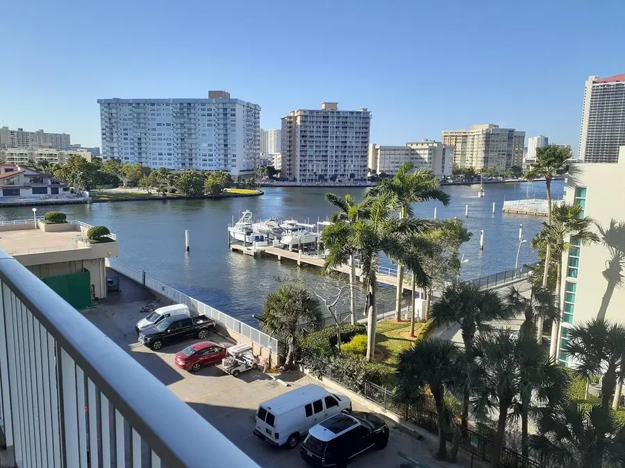 1965 S Ocean Drive #4H, Hallandale Beach, FL 33009 - #2
