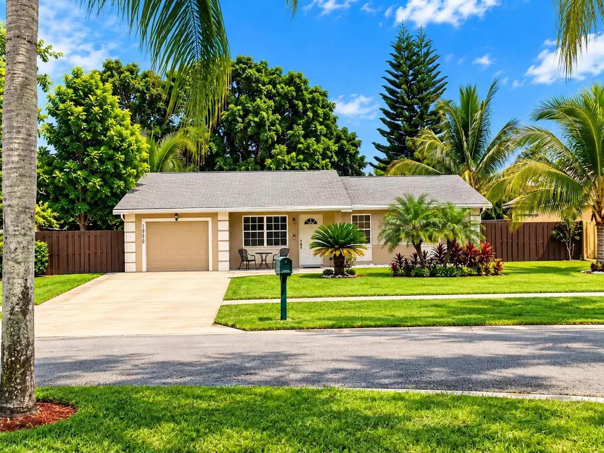 19660 Delaware Circle, Boca Raton, FL 33434 - #1