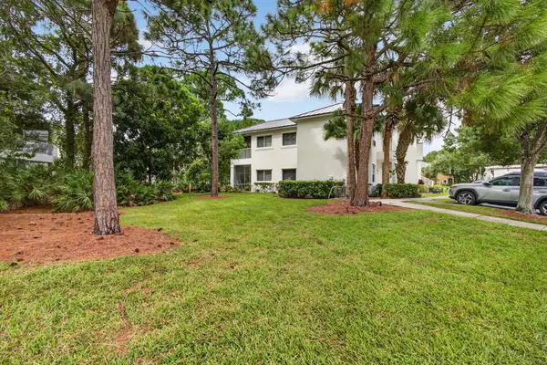 9002 Sand Shot Way, Port St Lucie, FL 34986