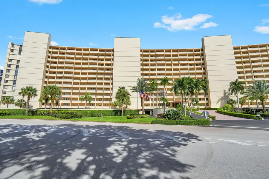 130 Lakeshore Drive #821, North Palm Beach, FL 33408 - #2