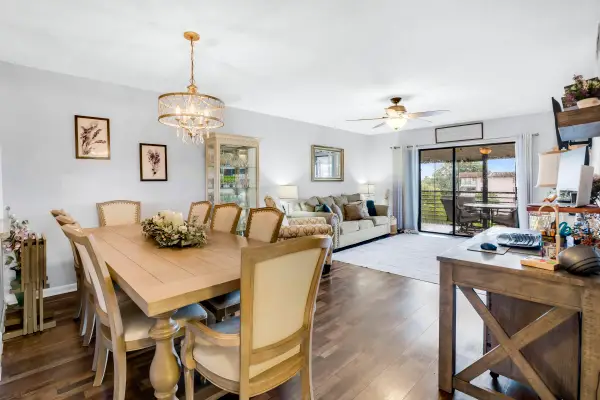 4960 E Sabal Palm Boulevard #414, Tamarac, FL 33319