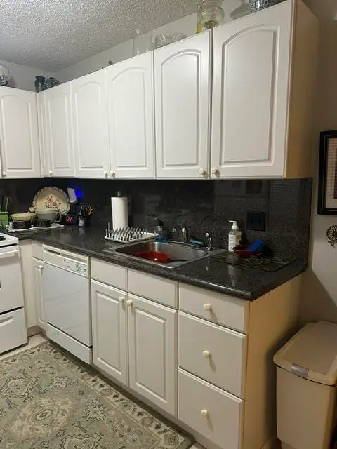 8875 Warwick Drive, Boca Raton, FL 33433 - #3