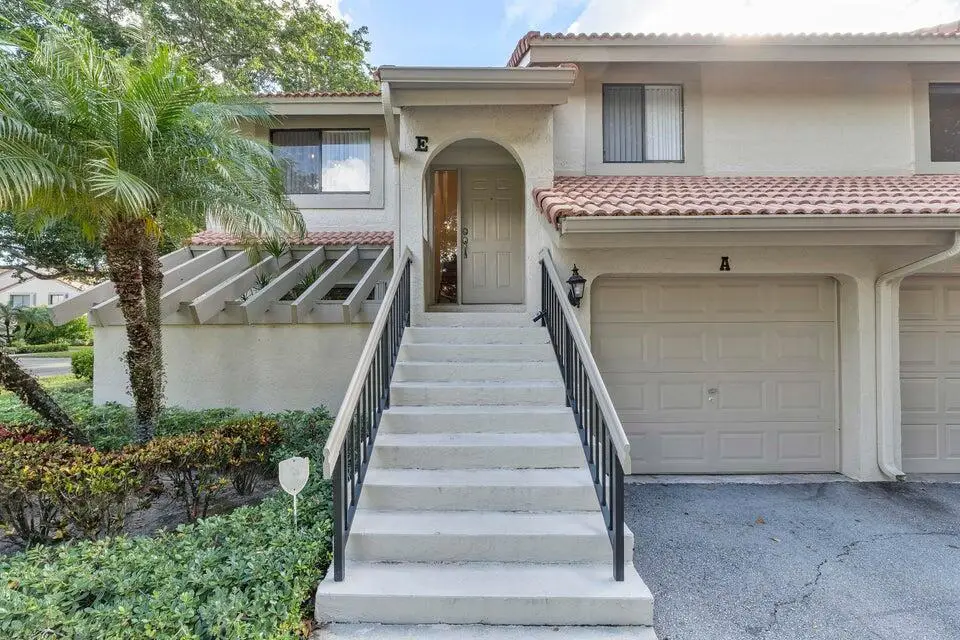 5720 Coach House Circle #E, Boca Raton, FL 33486 - #1