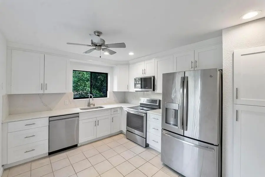 5720 Coach House Circle #E, Boca Raton, FL 33486 - #3
