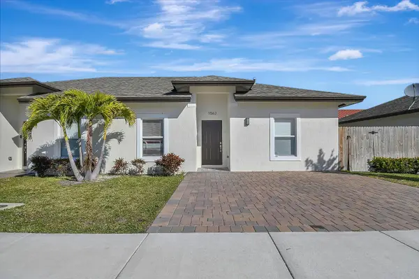 1562 W 26th Court, Riviera Beach, FL 33404