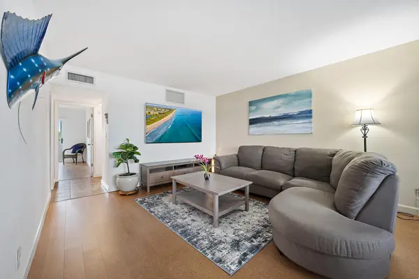 2381 Sunset Avenue #306, Lake Worth Beach, FL 33461