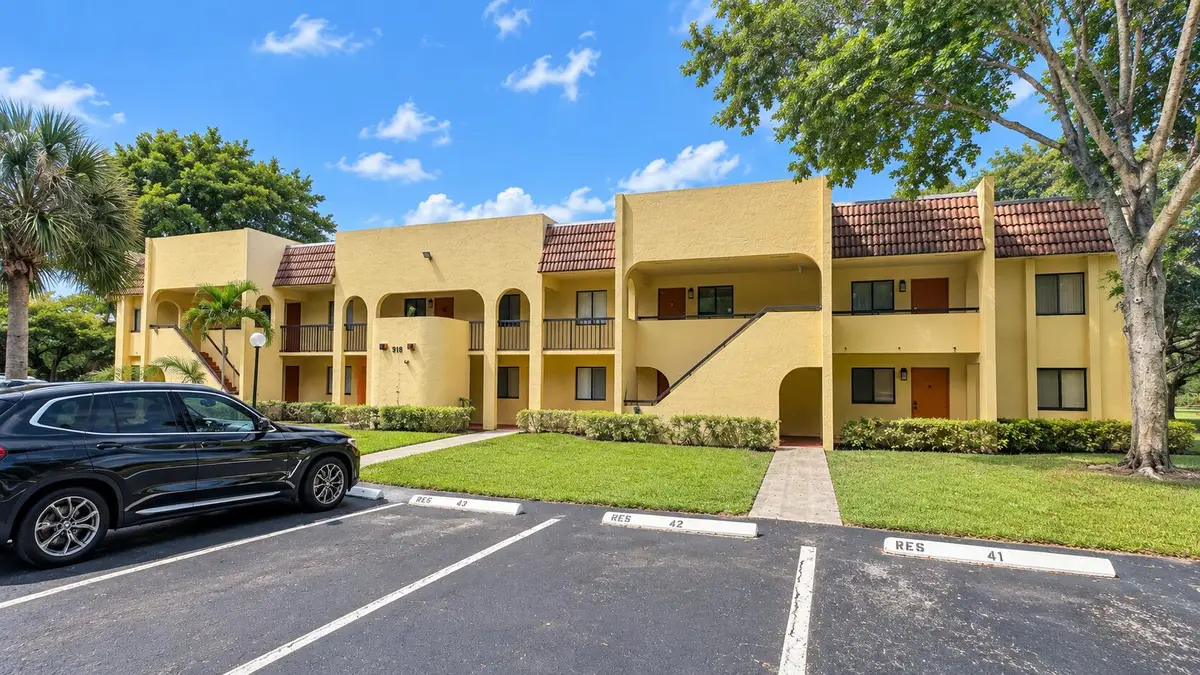 918 SW 9th St #201 Circle, Boca Raton, FL 33486 - #1