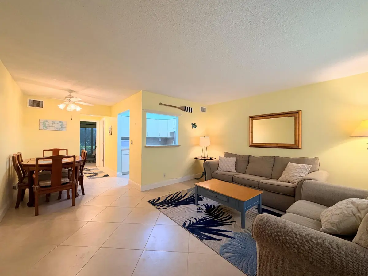 240 Horizons W #107, Boynton Beach, FL 33435 - #1
