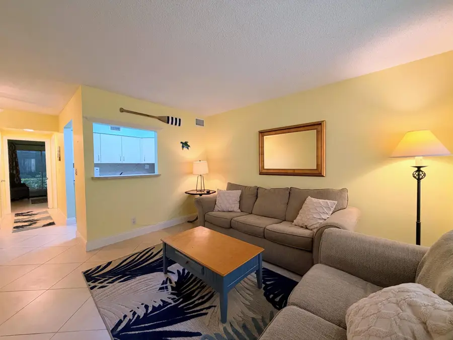240 Horizons W #107, Boynton Beach, FL 33435 - #2