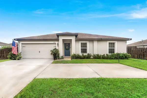 3758 SW Darwin Boulevard, Port St Lucie, FL 34953