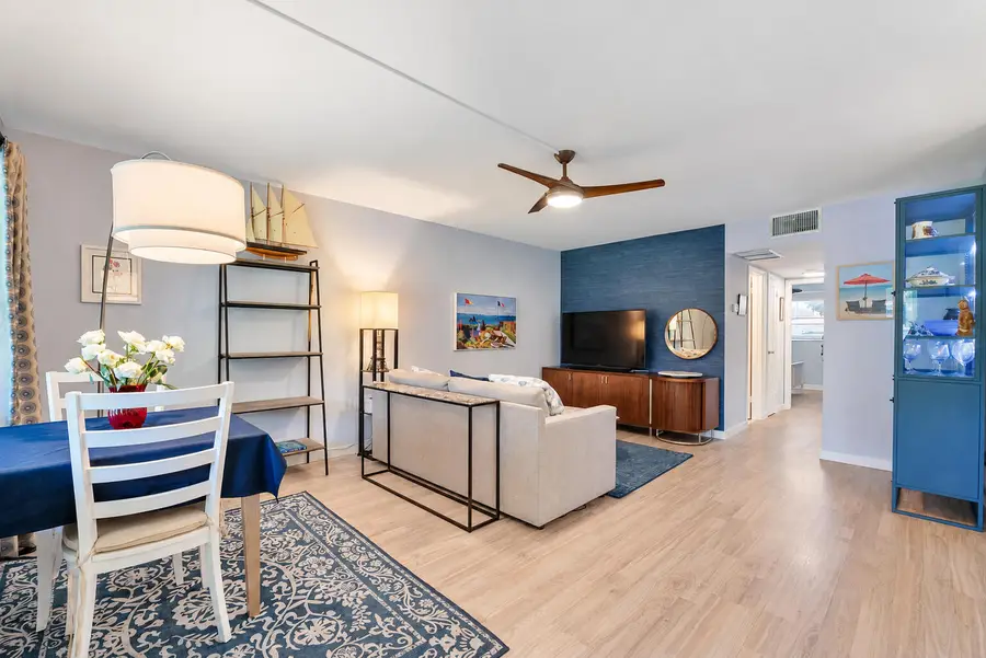 804 SE 7th Street Se #105, Deerfield Beach, FL 33441 - #2